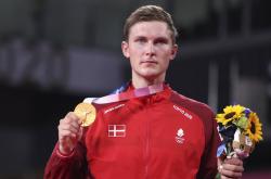 雷速体育app-日本羽毛球队横扫中国羽毛球队，安赛龙惊艳世界