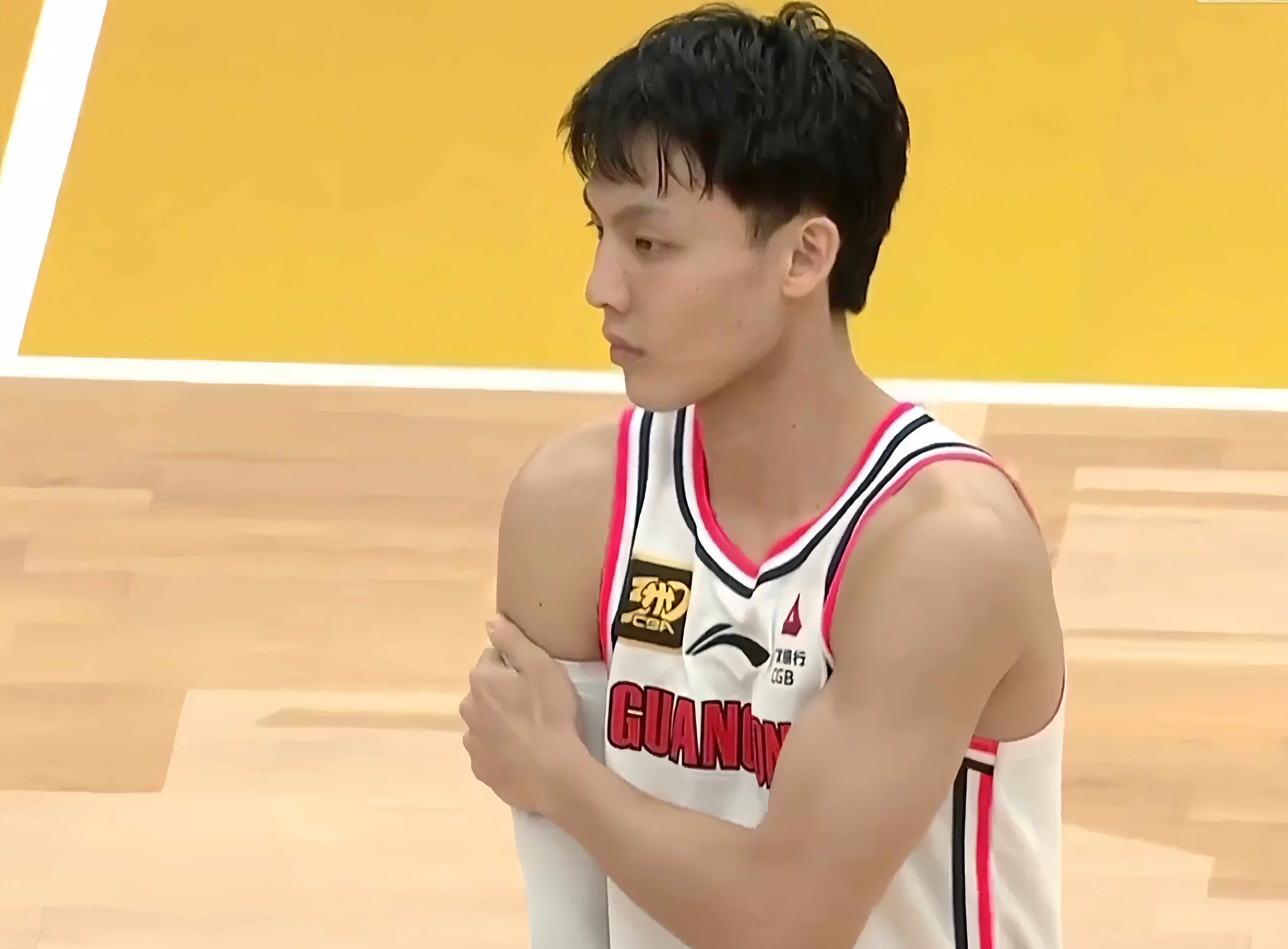 山东男篮客场战胜了广东宏远队
