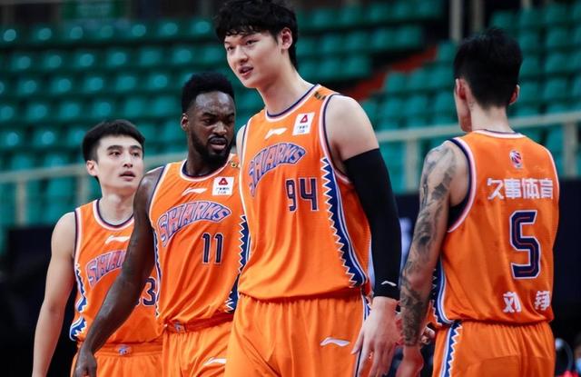 包含上海男篮突破瓶颈,迎来新一轮比赛的词条 包含上海男篮突破瓶颈,迎来新一轮比赛的词条