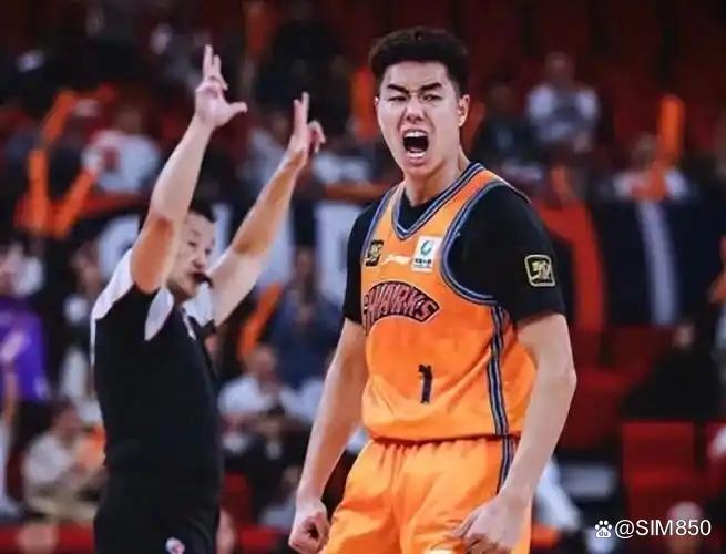 包含上海男篮突破瓶颈,迎来新一轮比赛的词条 包含上海男篮突破瓶颈,迎来新一轮比赛的词条