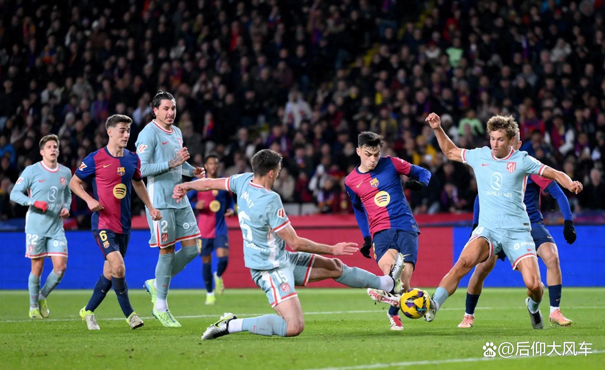 包含切尔西鏖战阿森纳，皮克点燃赛场的词条