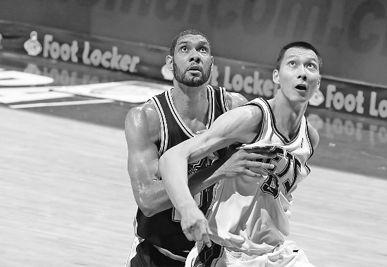 包含马刺翻盘热火，易建联扛起全队的词条