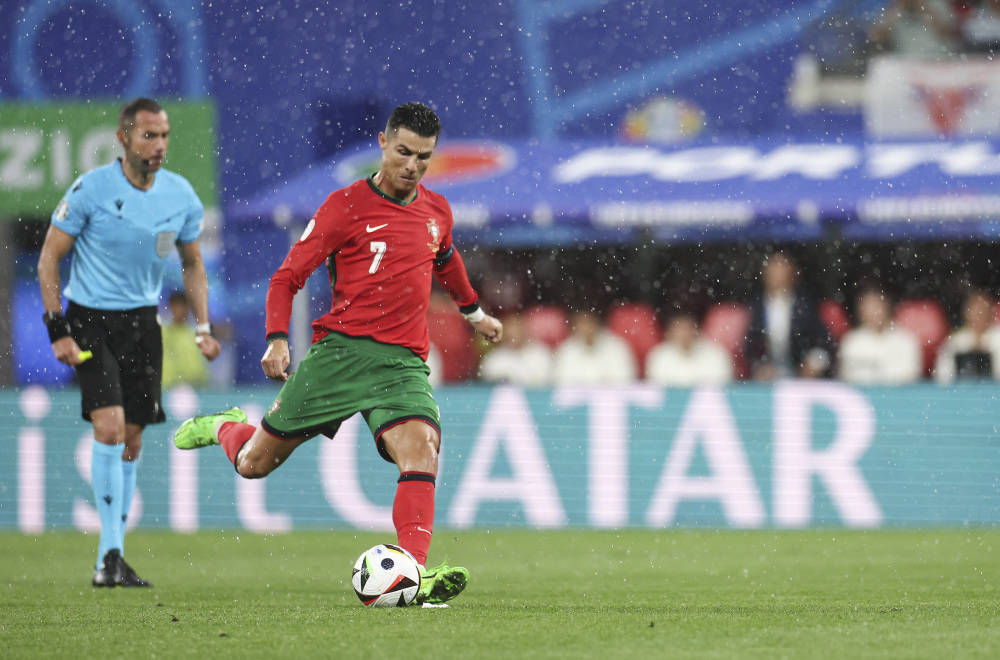 墨西哥绝杀土耳其，C罗关键制胜