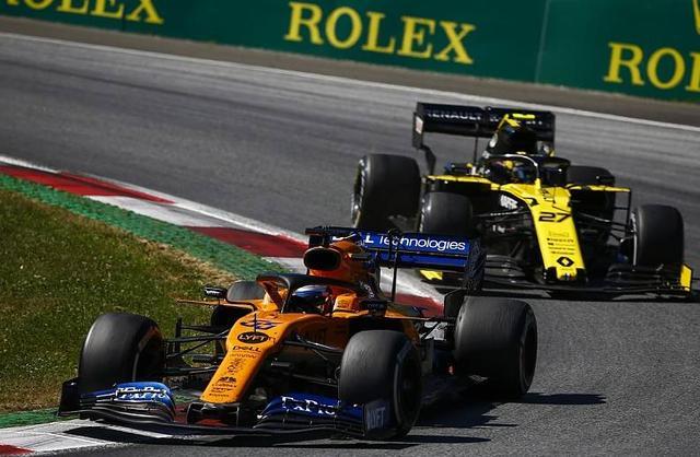 法拉利轻取梅赛德斯，塞恩斯扛起全队