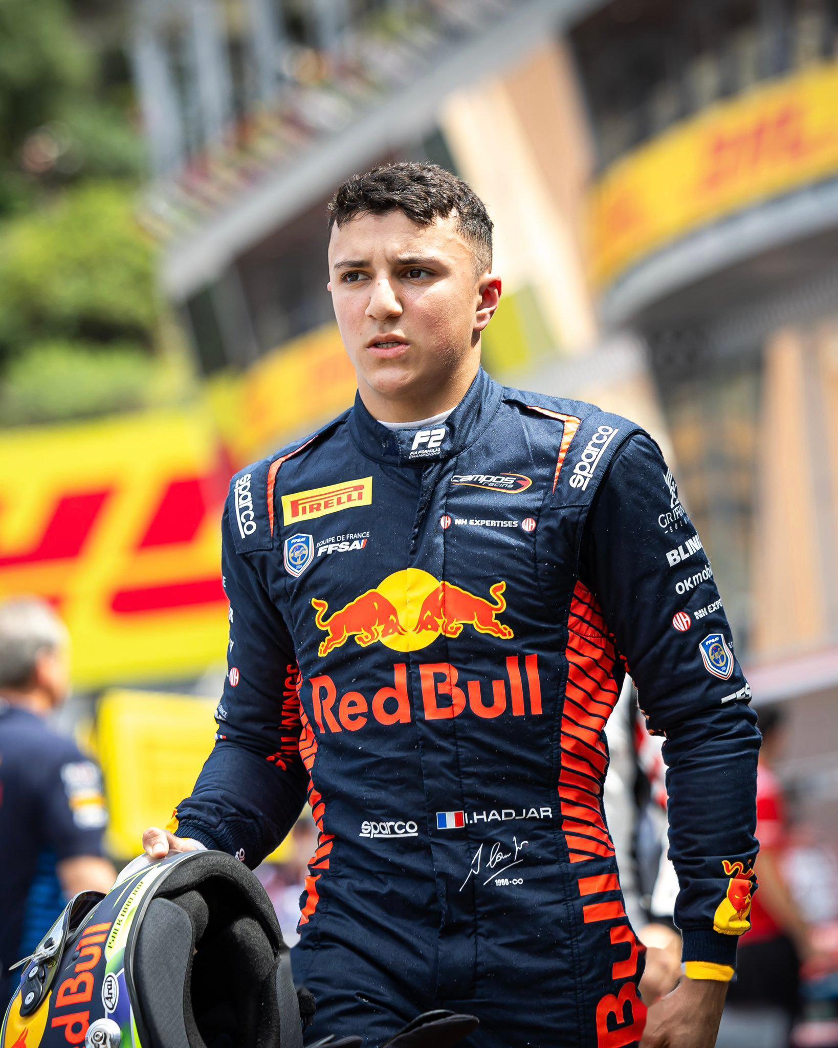 红牛二队碾压迈凯伦，佩雷兹高光表现