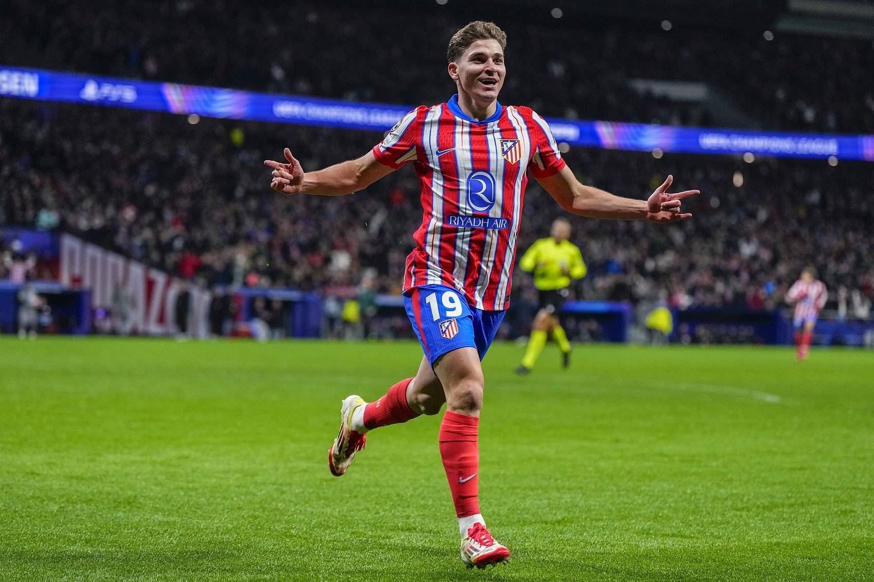 马德里竞技险胜德国,阿尔瓦雷斯点燃赛场 马德里竞技险胜德国,阿尔瓦雷斯点燃赛场